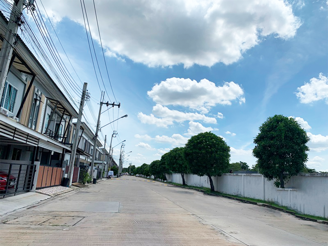 ทาวน์เฮาส์ ทรายกองดิน คลองสามวา กรุงเทพมหานคร