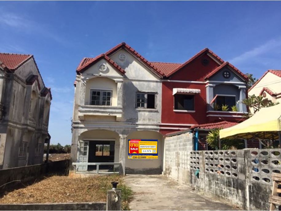 บ้านแฝด โครงการบ้านสวนแสนสุข องครักษ์