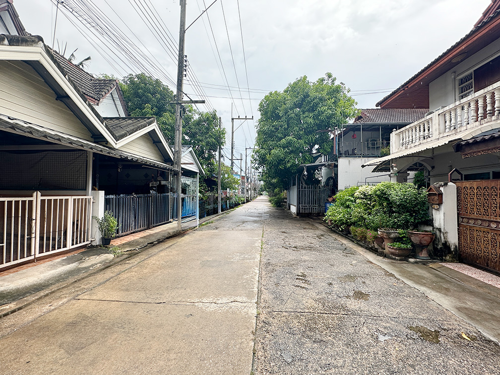 ทาวน์เฮาส์ บางหลวง เมืองปทุมธานี ปทุมธานี