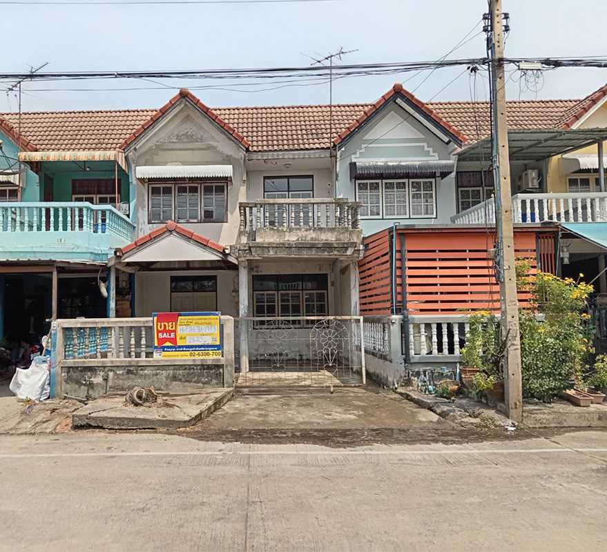 ทาวน์เฮ้าส์ โครงการอยู่เจริญ ปทุมธานี บ้านเดี่ยว 2 ชั้น พื้นที่ 4-5 ไร่