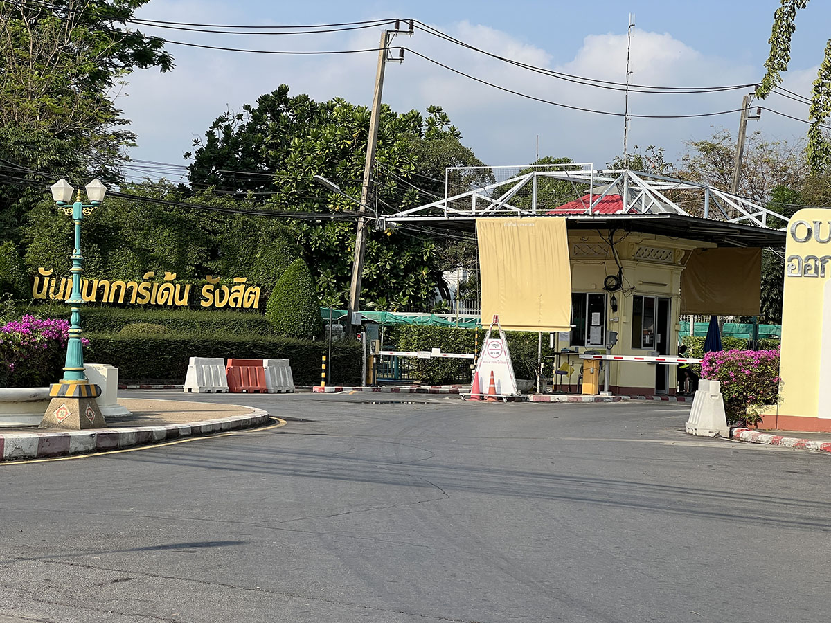 ทาวน์เฮาส์ บ้านกลาง เมืองปทุมธานี ปทุมธานี