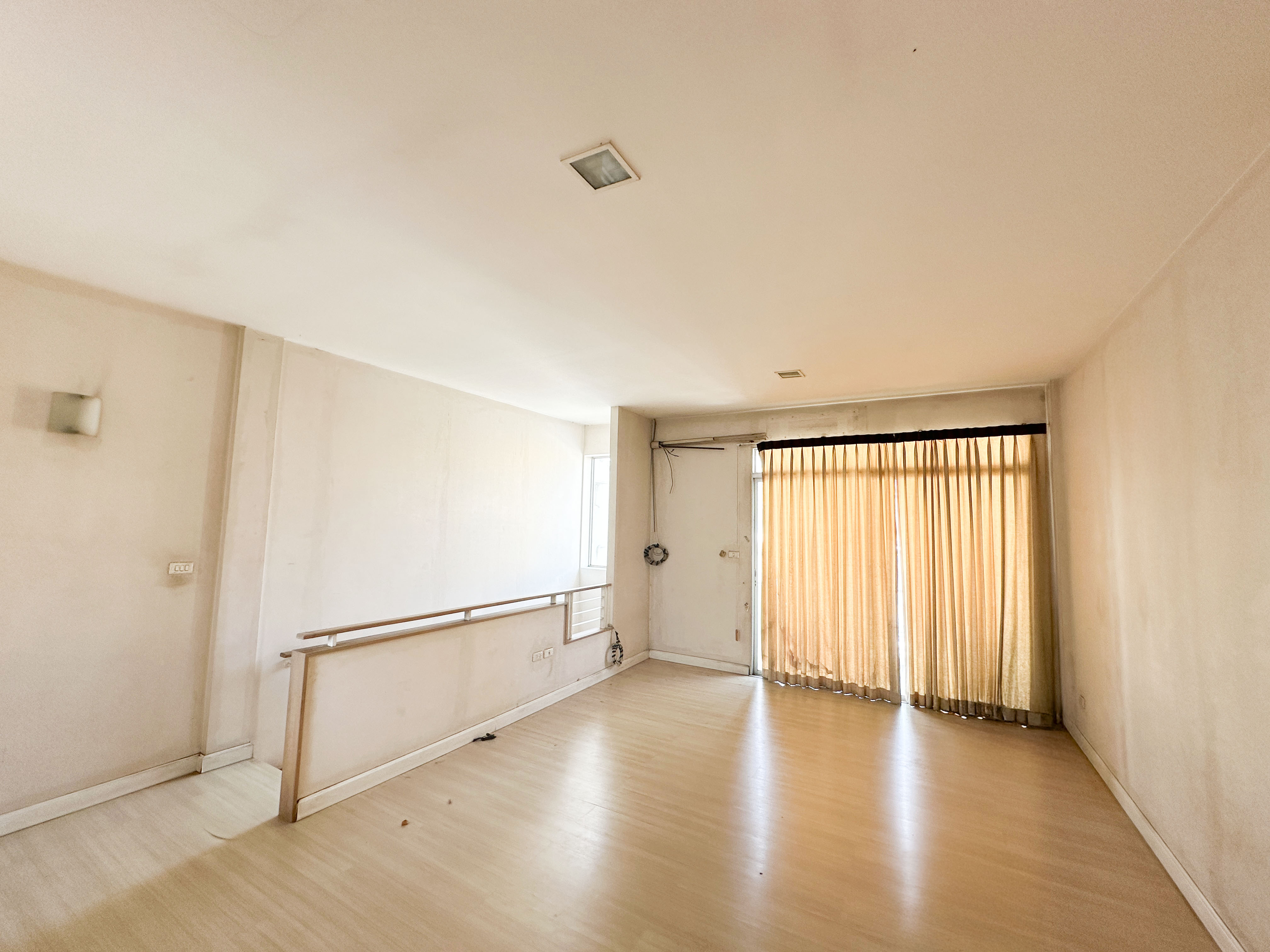 13f3aaf9-143909-0.jpg
