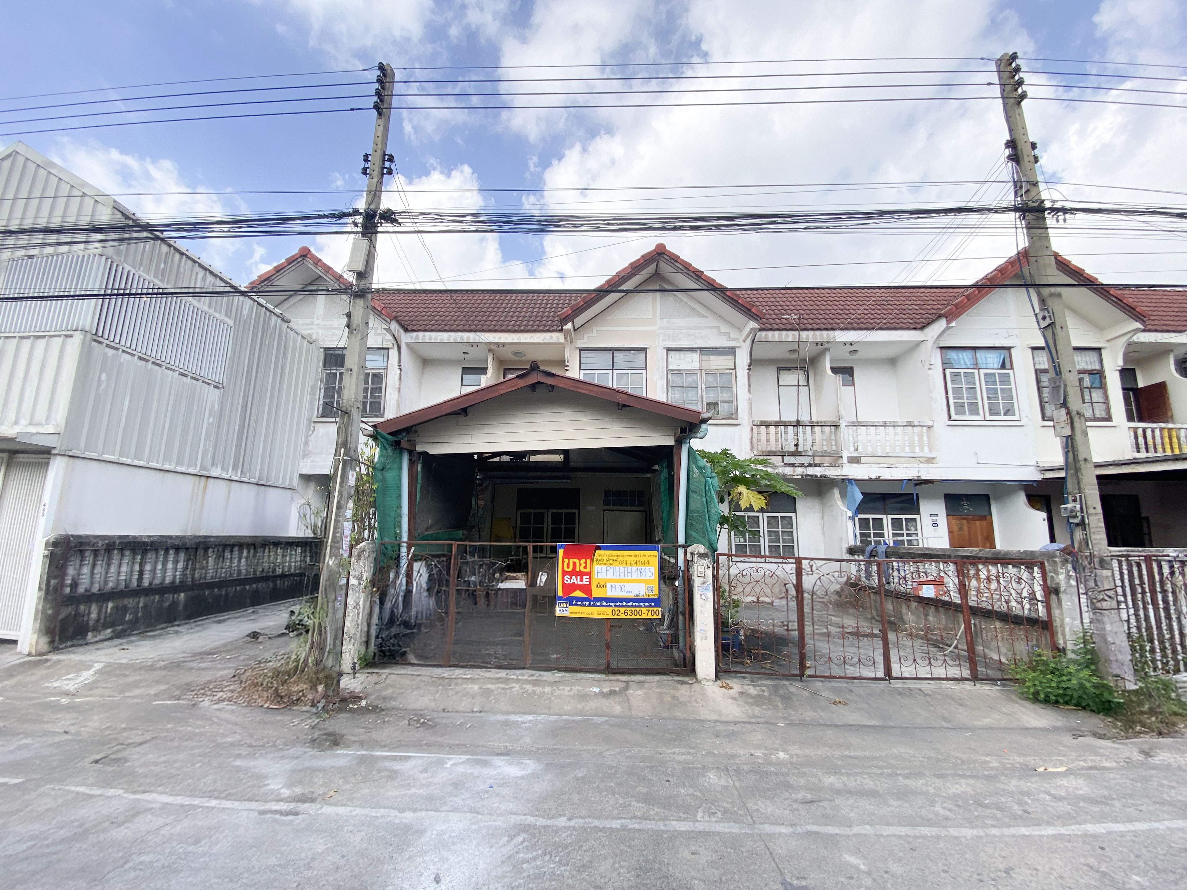 ทาวน์เฮ้าส์ โครงการอยู่เจริญ ปทุมธานี บ้านเดี่ยว 2 ชั้น พื้นที่ 4-5 ไร่