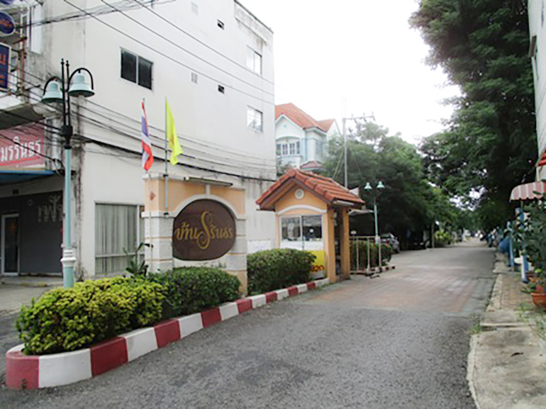 ทาวน์เฮาส์ บางสีทอง บางกรวย นนทบุรี