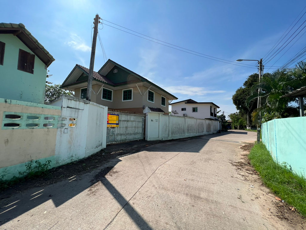 e47e329d-CLSY5791.JPG