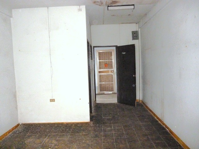 5718a536-48182-0.jpg