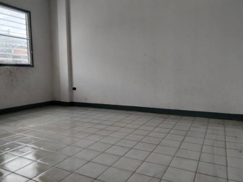 1654503379658-9.jpg