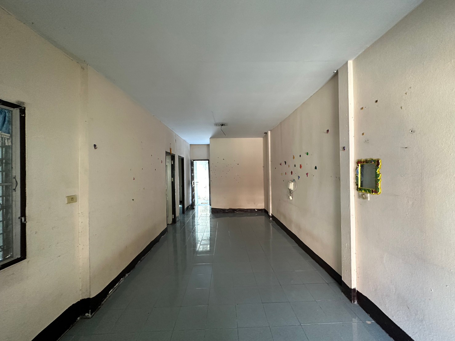 DEGL8935.JPG