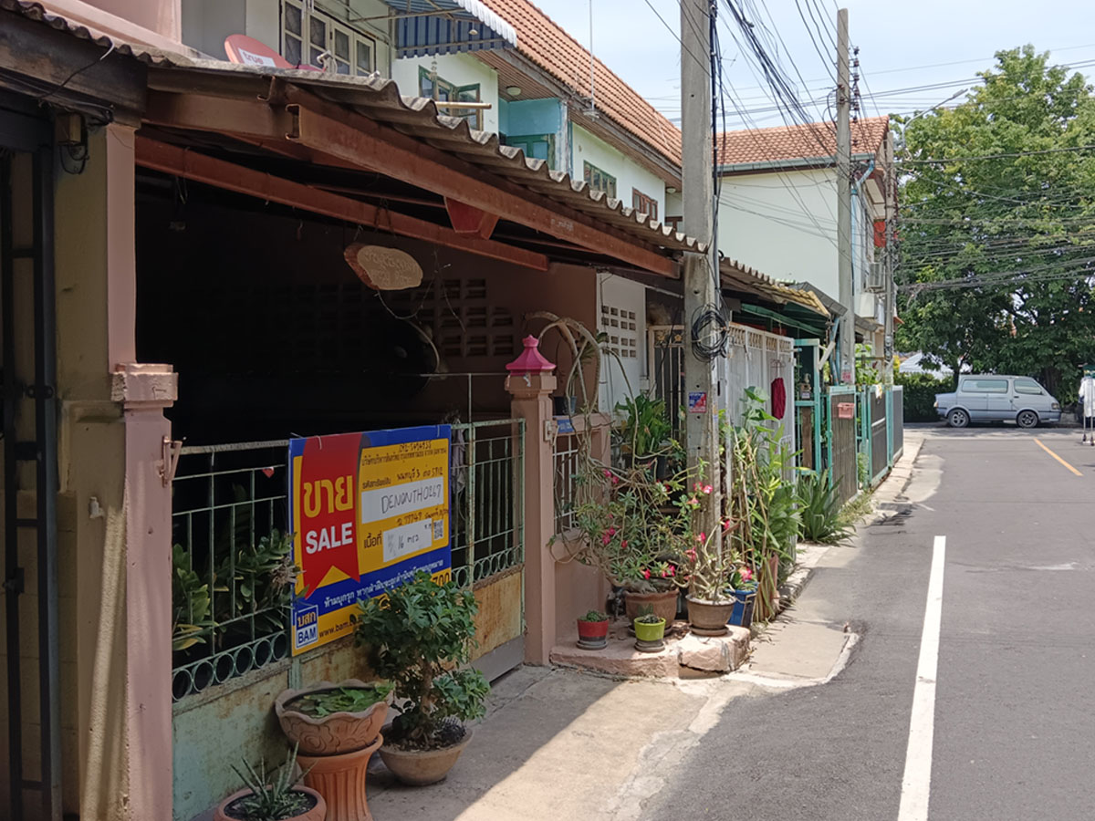ทาวน์เฮาส์ บางรักพัฒนา บางบัวทอง นนทบุรี