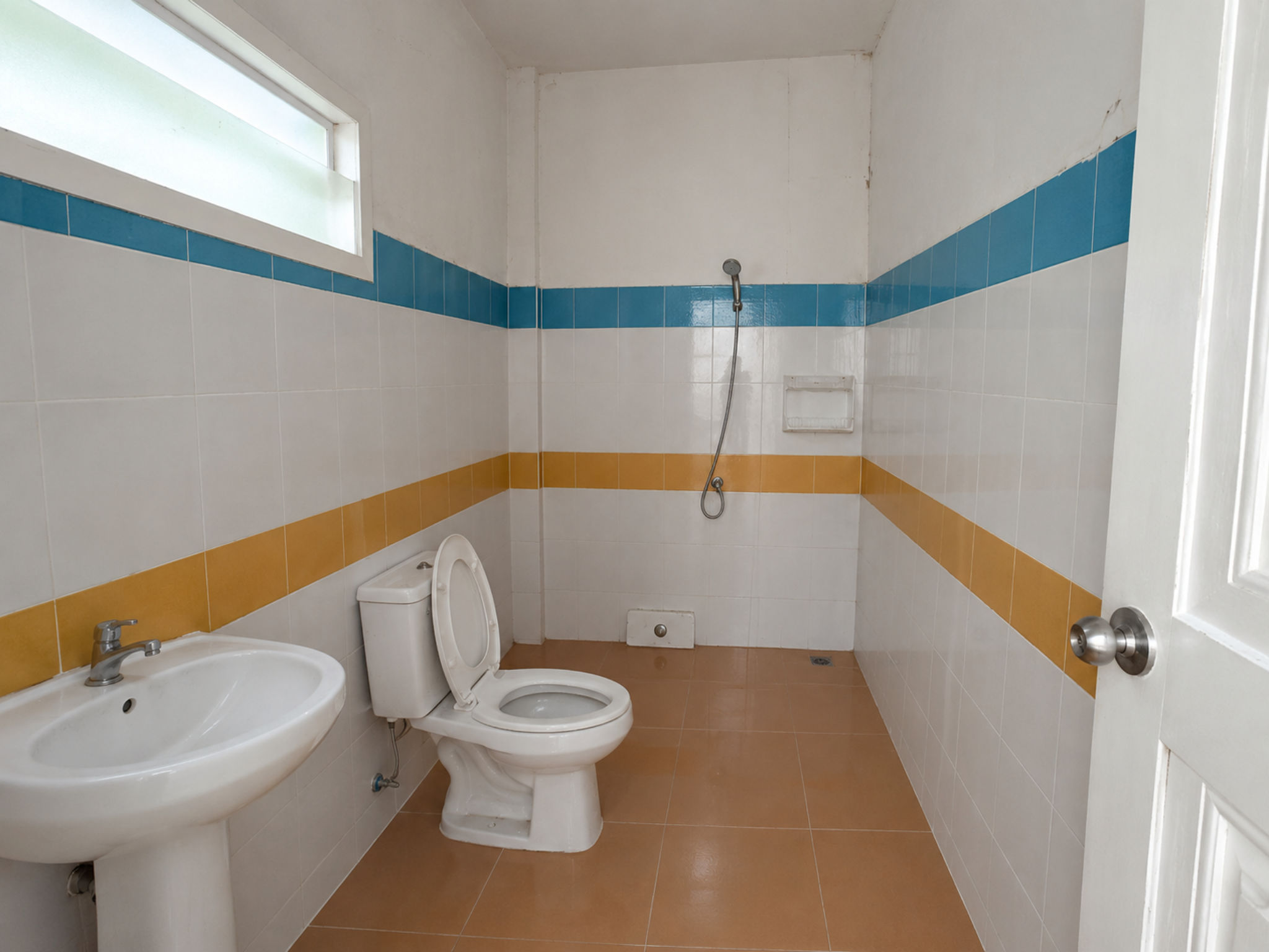 c590b828-dfaa-4c9f-b0db-e30b7824d124.png