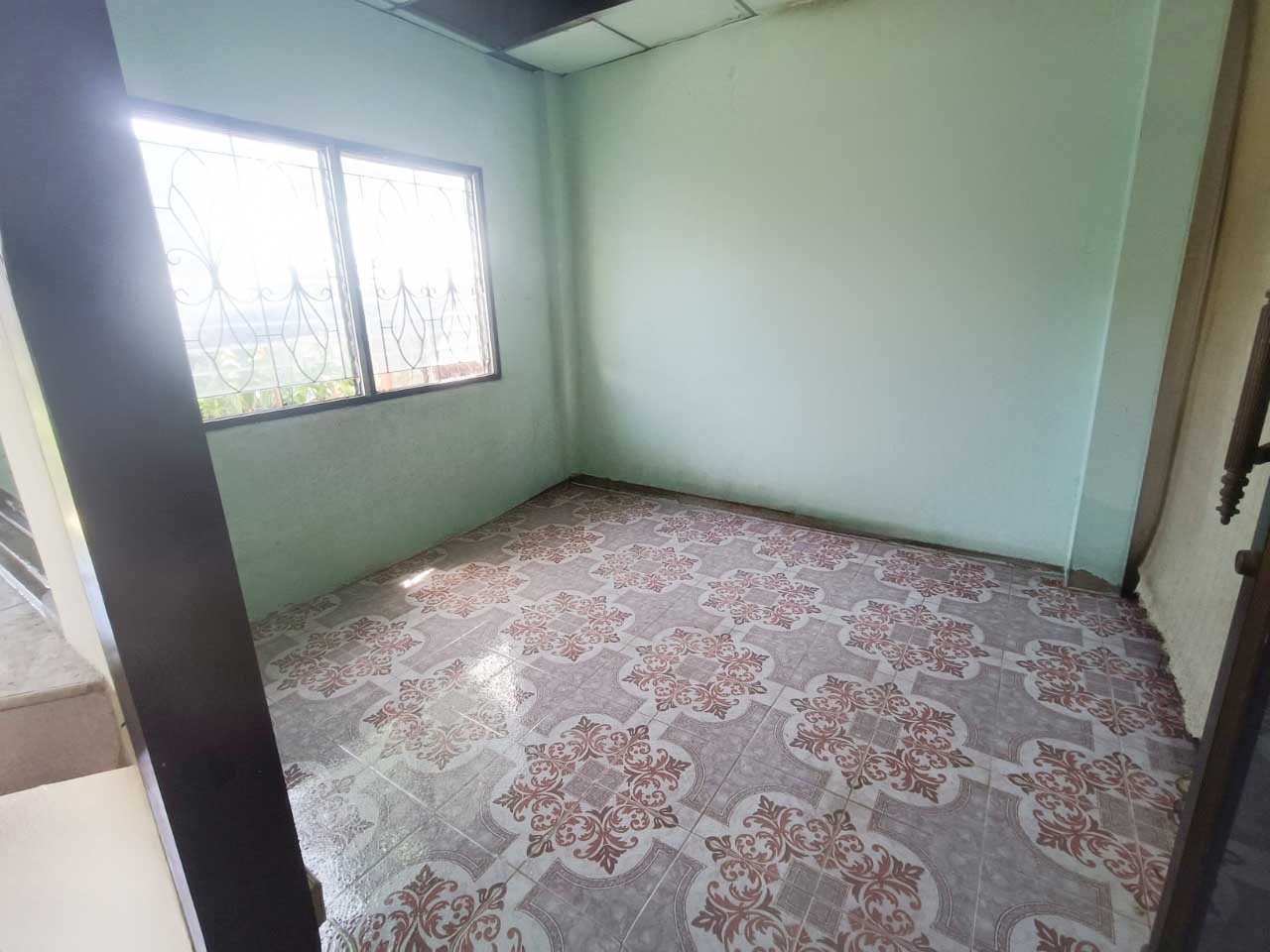 b64483ad-59897-7.jpg