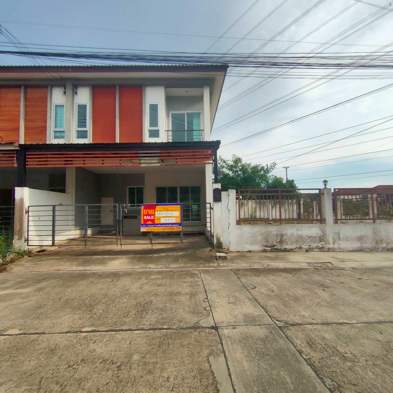 ทาวน์เฮาส์ ลำปลาทิว ลาดกระบัง กรุงเทพมหานคร