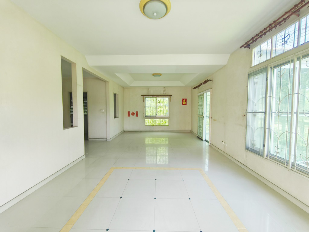 349b69ff-60897-2.jpg