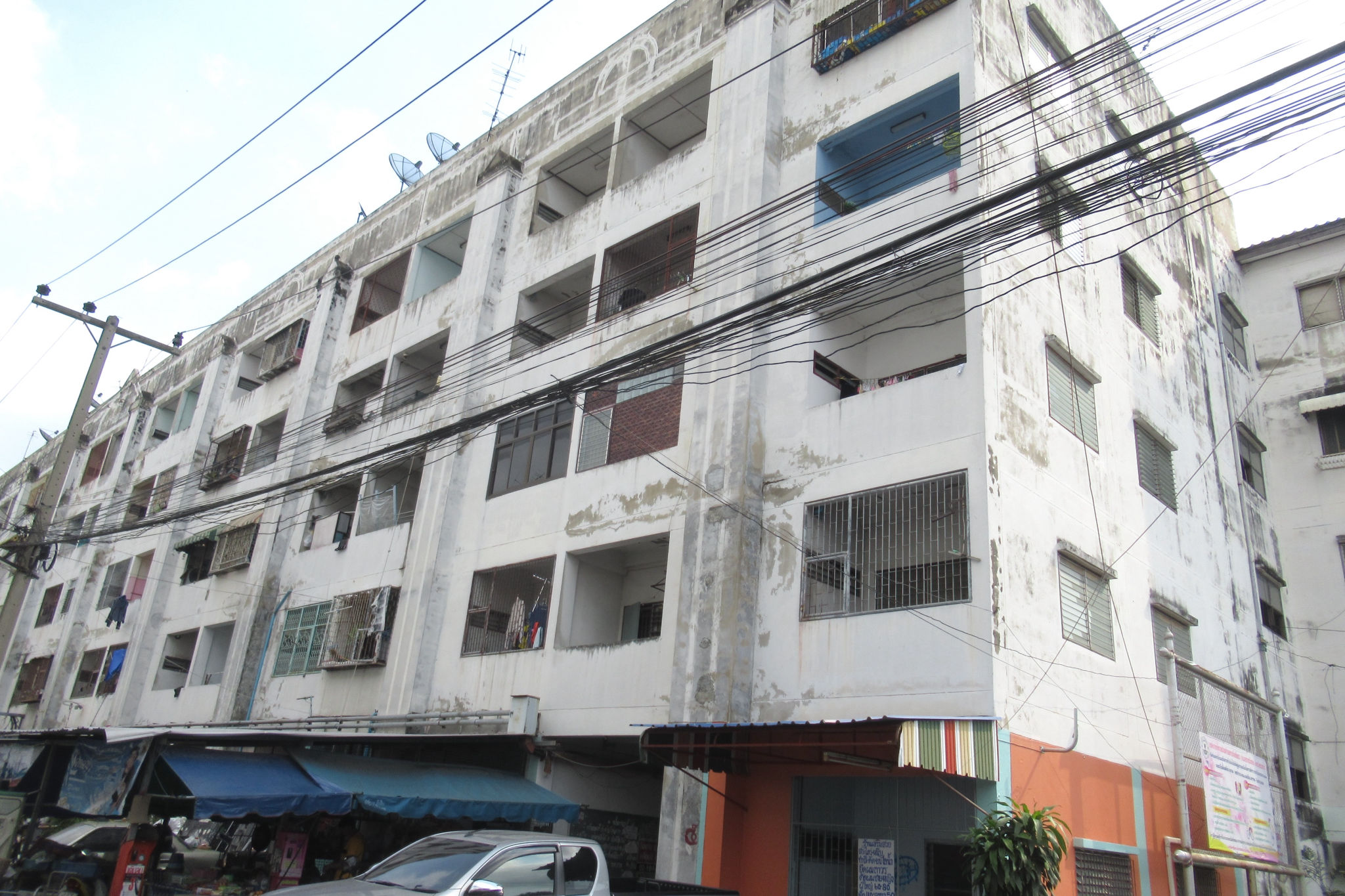 ห้องชุด บางรักใหญ่ บางบัวทอง นนทบุรี