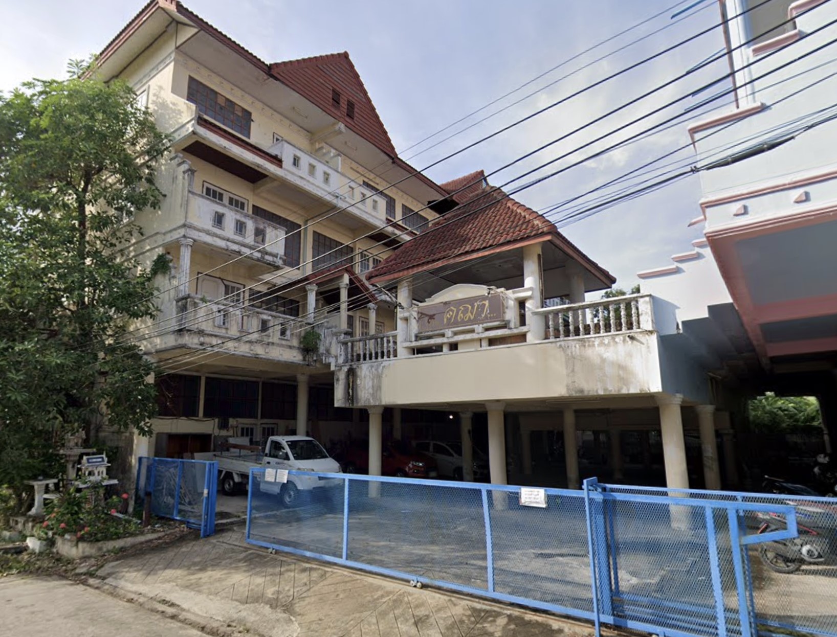 879ca198-44731-0.jpg