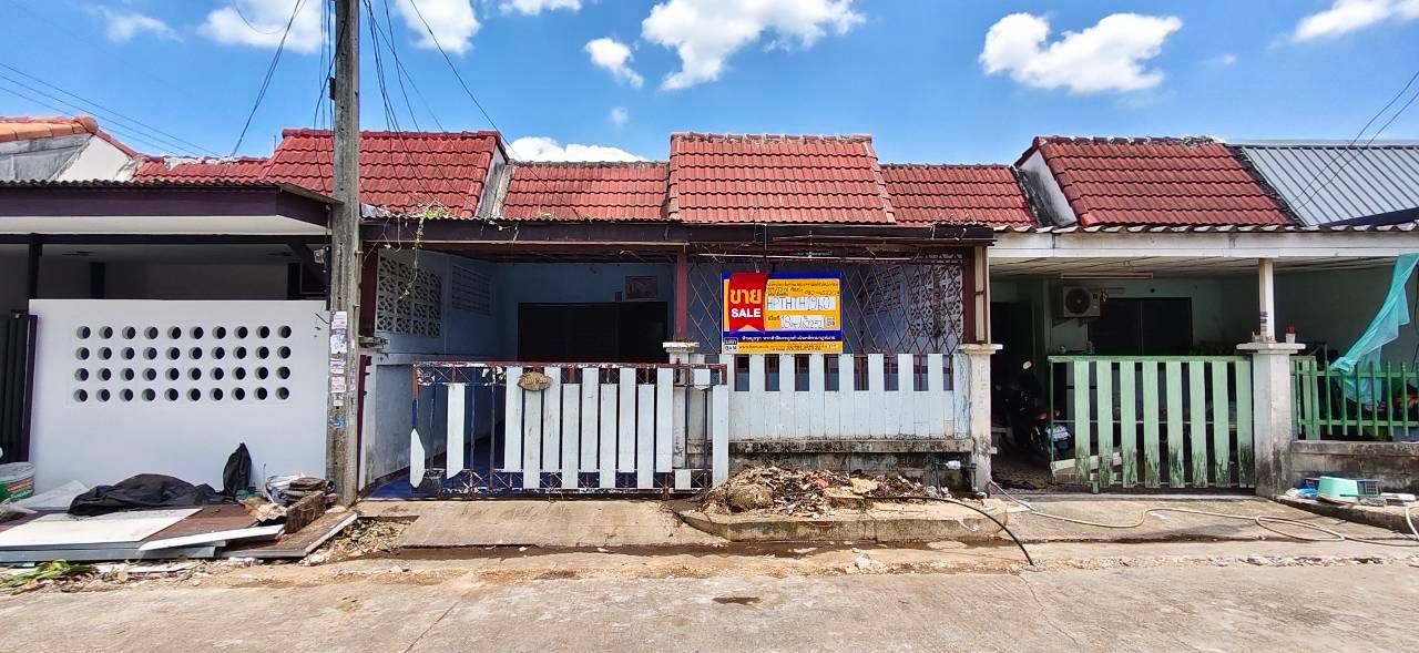 ทาวน์เฮ้าส์ โครงการบ้านเรือนสุข 1 ธัญบุรี