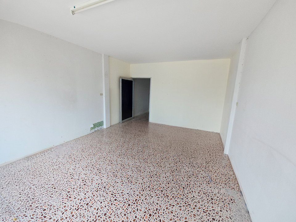 f598692e-147776-4.jpg