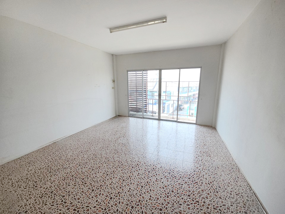 f598692e-147776-5.jpg