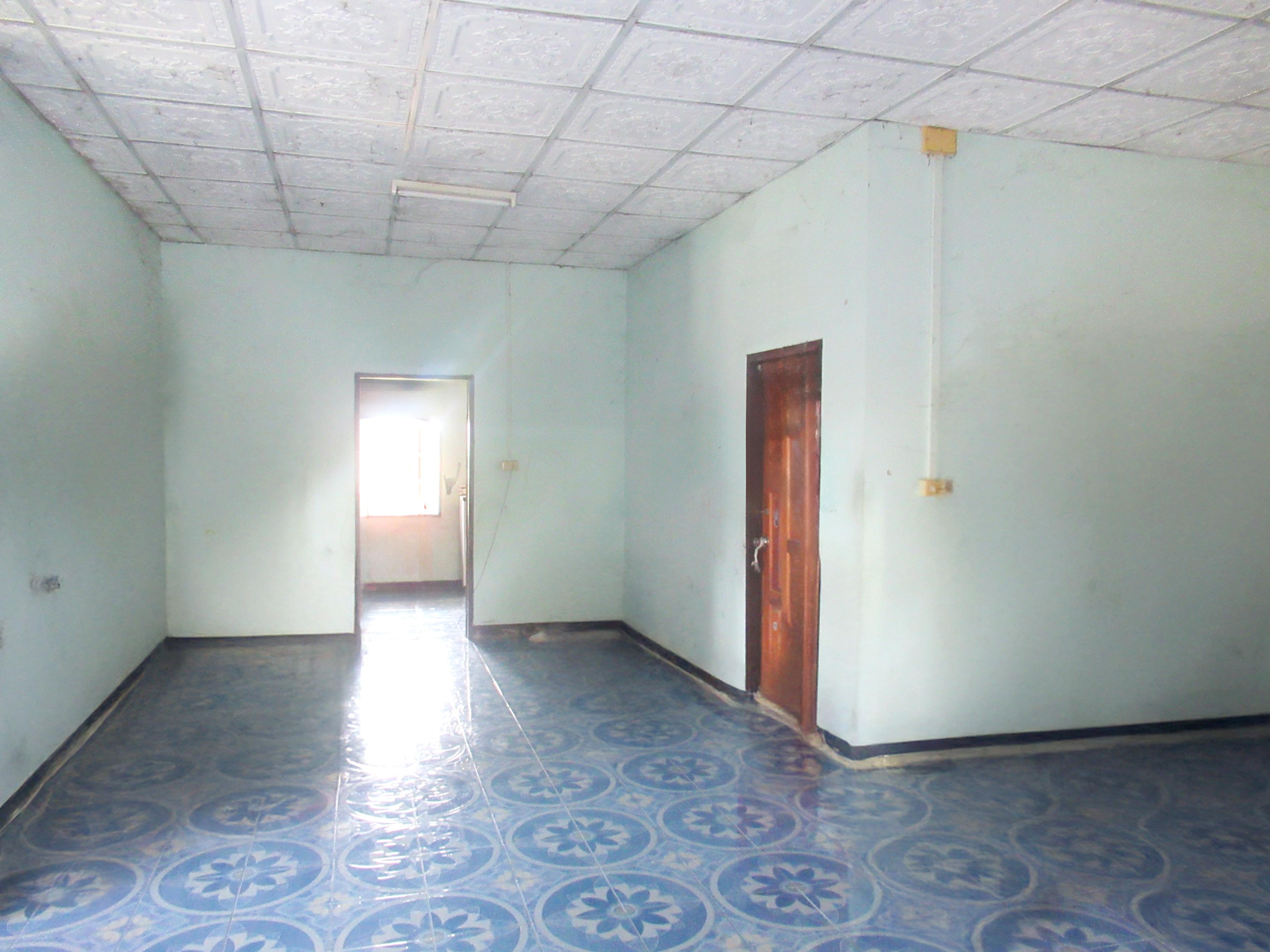 002403bb-37948-0.jpg