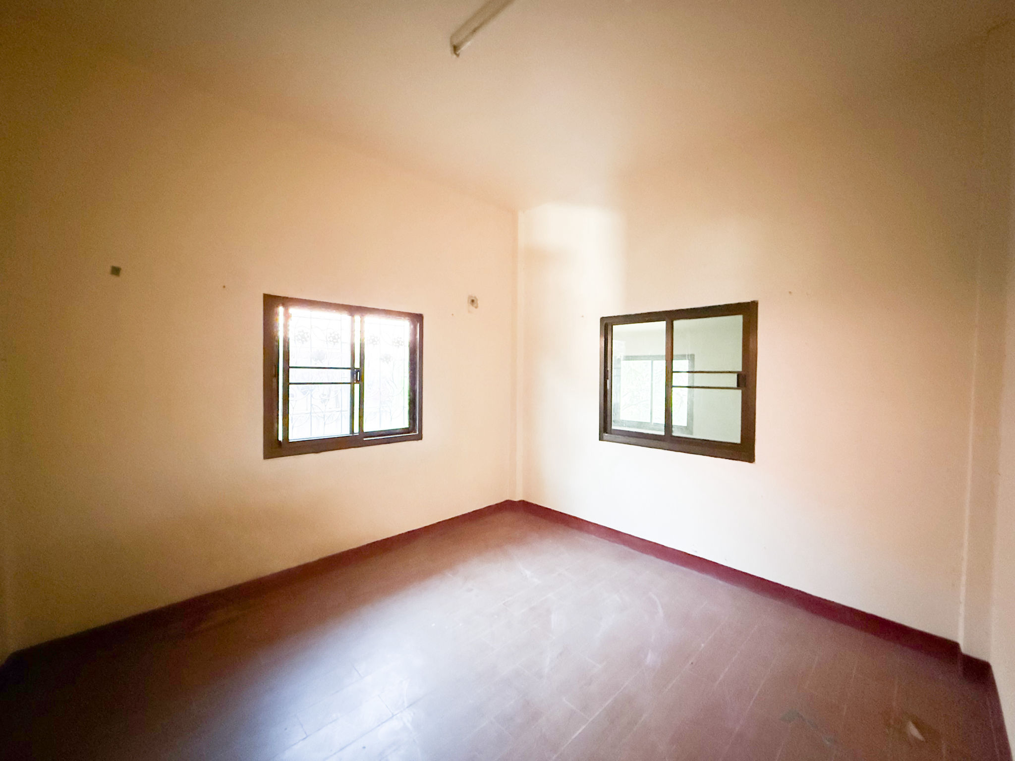 f7dff6b6-145287-3.jpg