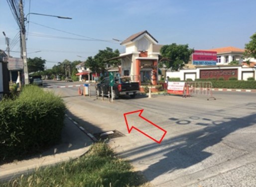 ทาวน์เฮาส์ ประชาธิปัตย์ ธัญบุรี ปทุมธานี