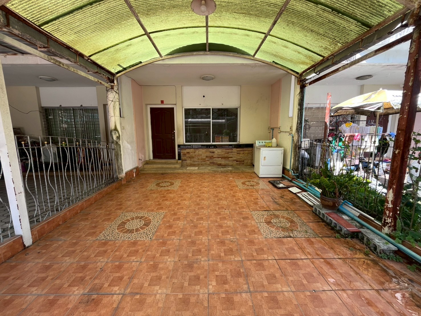 LINE_ALBUM_ปาม+พานดำ_250722_22.jpg