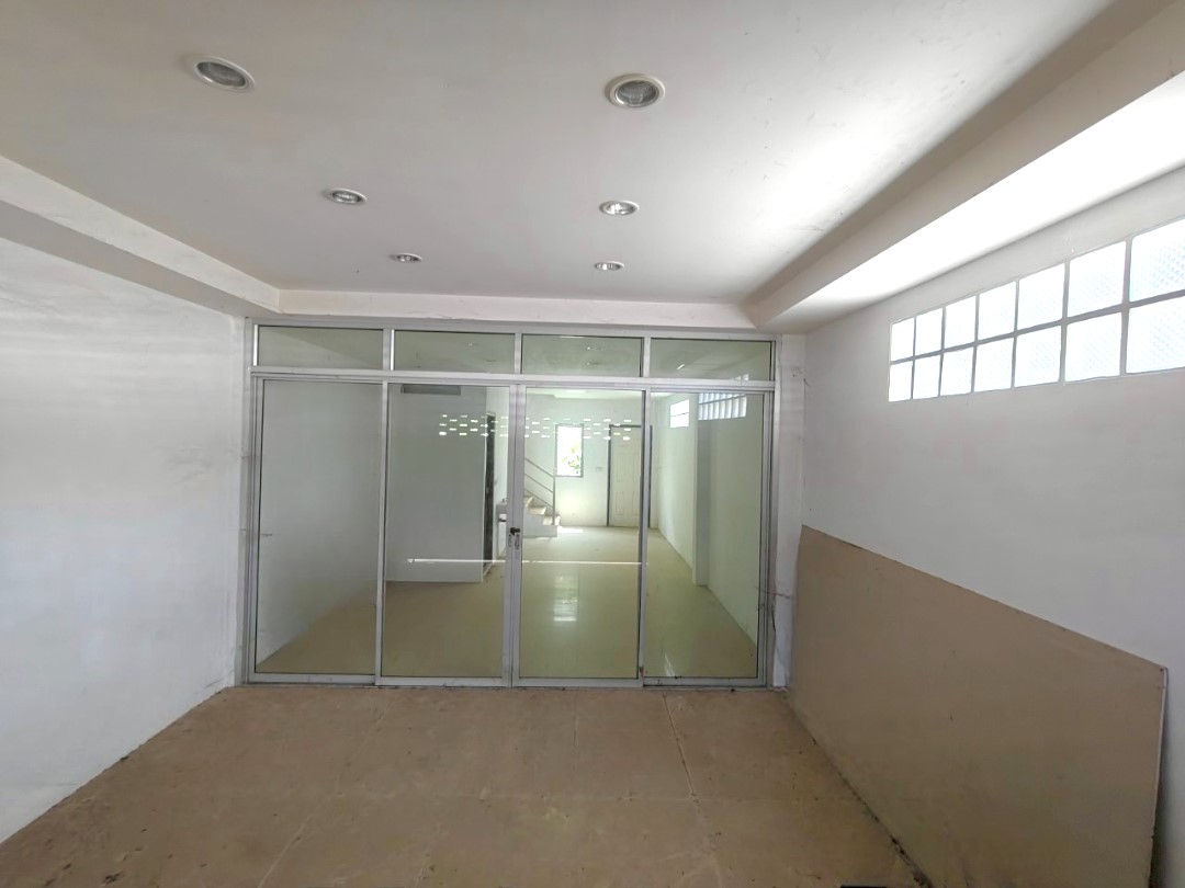 7efcef2a-146766-1.jpg