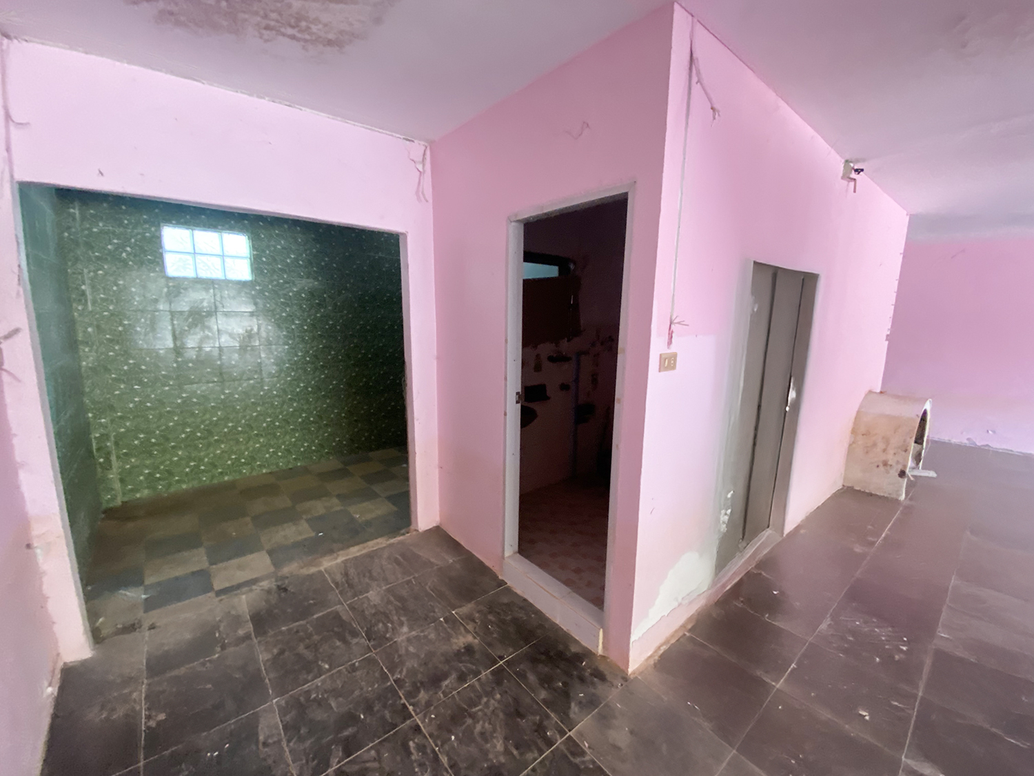 39a512ba-64911-3.jpg
