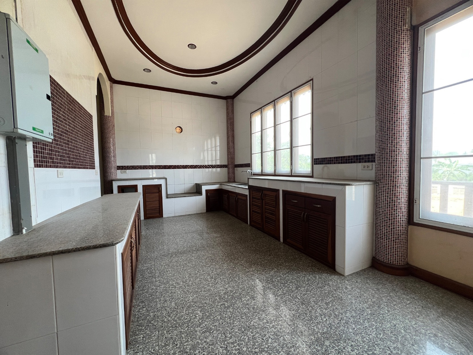 04189aa5-68372-5.jpg