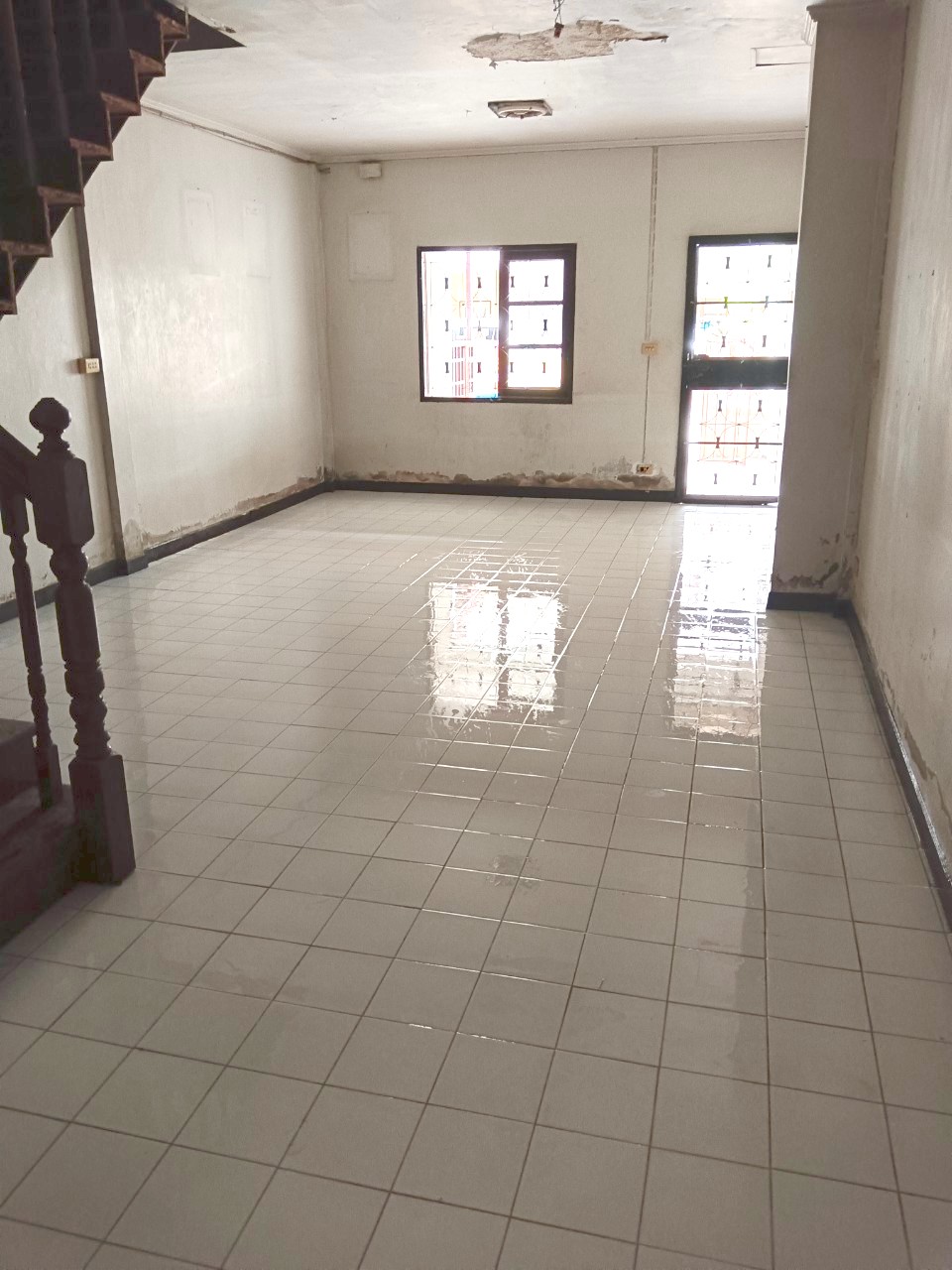 6630b01f-45754-5.jpg