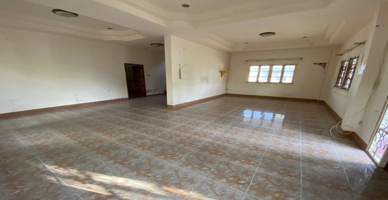 37da8b9f-ภายใน 84970.jpg