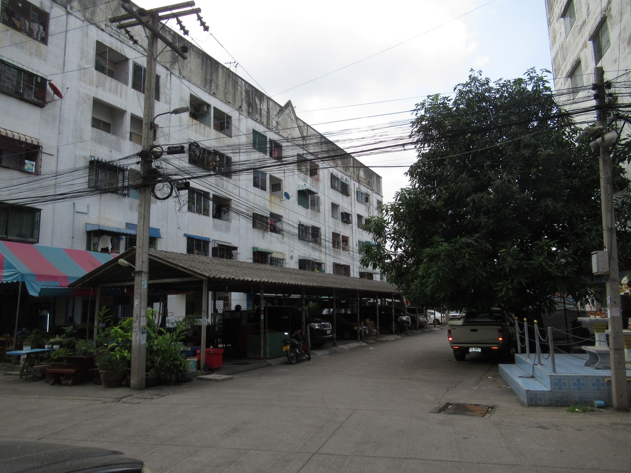 ห้องชุด บางรักใหญ่ บางบัวทอง นนทบุรี