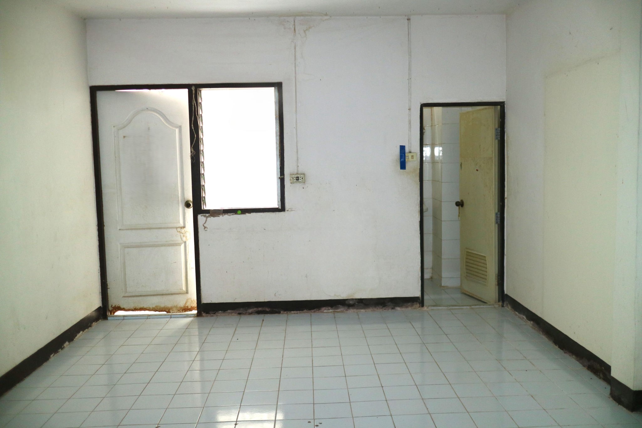 4275005e-57596-0.jpg