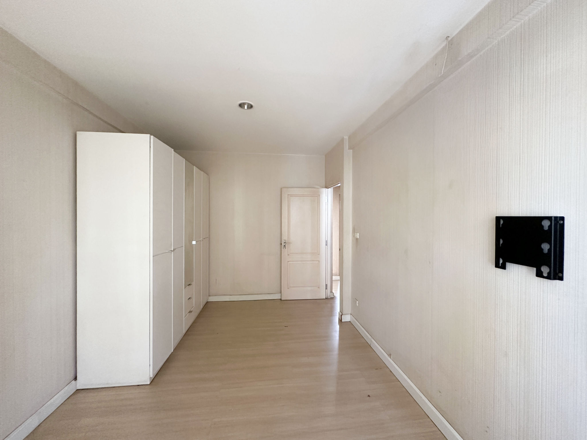 6d85cec6-143909-0.jpg
