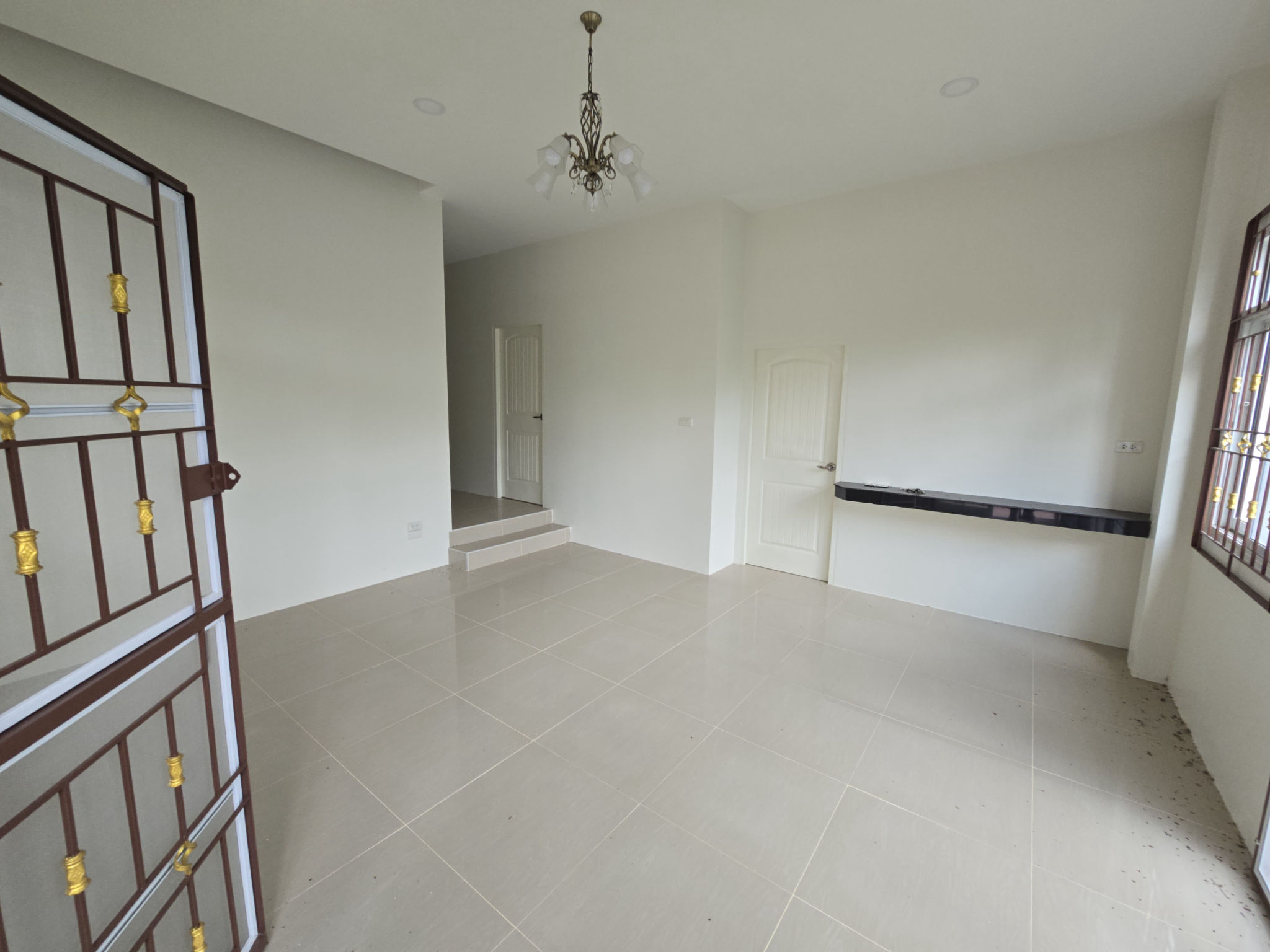 1fdf2d27-63946-0.jpg
