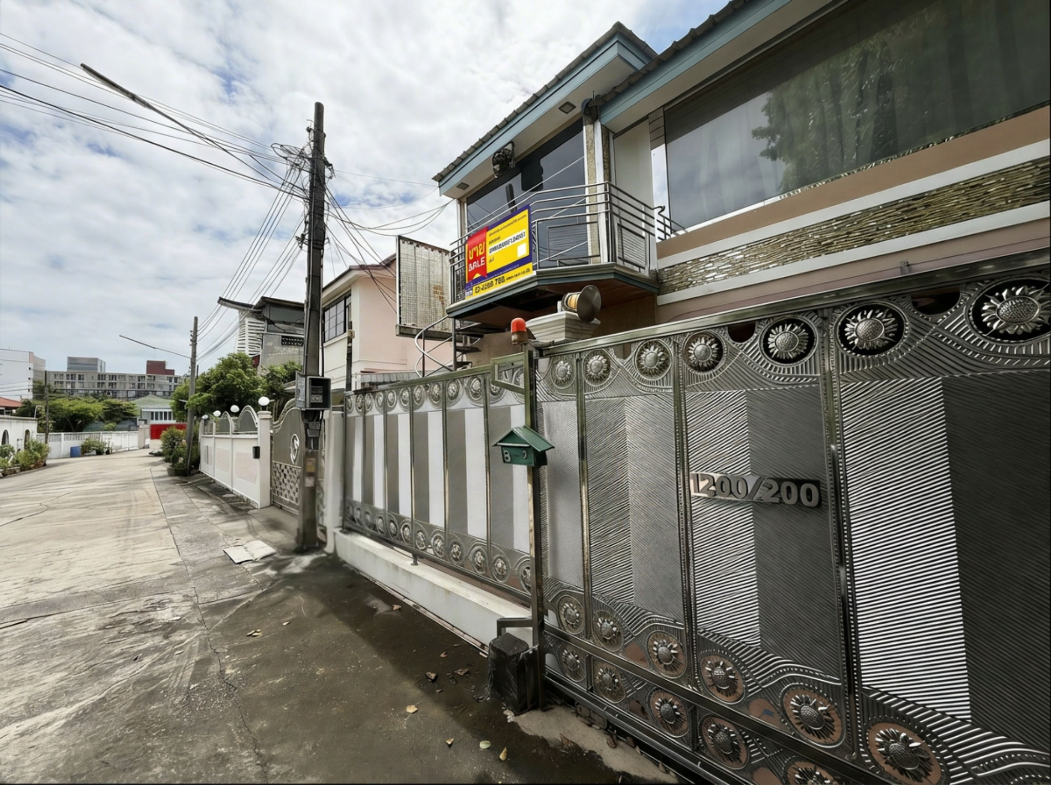 freepik__-drbkksh0128001__54035.png