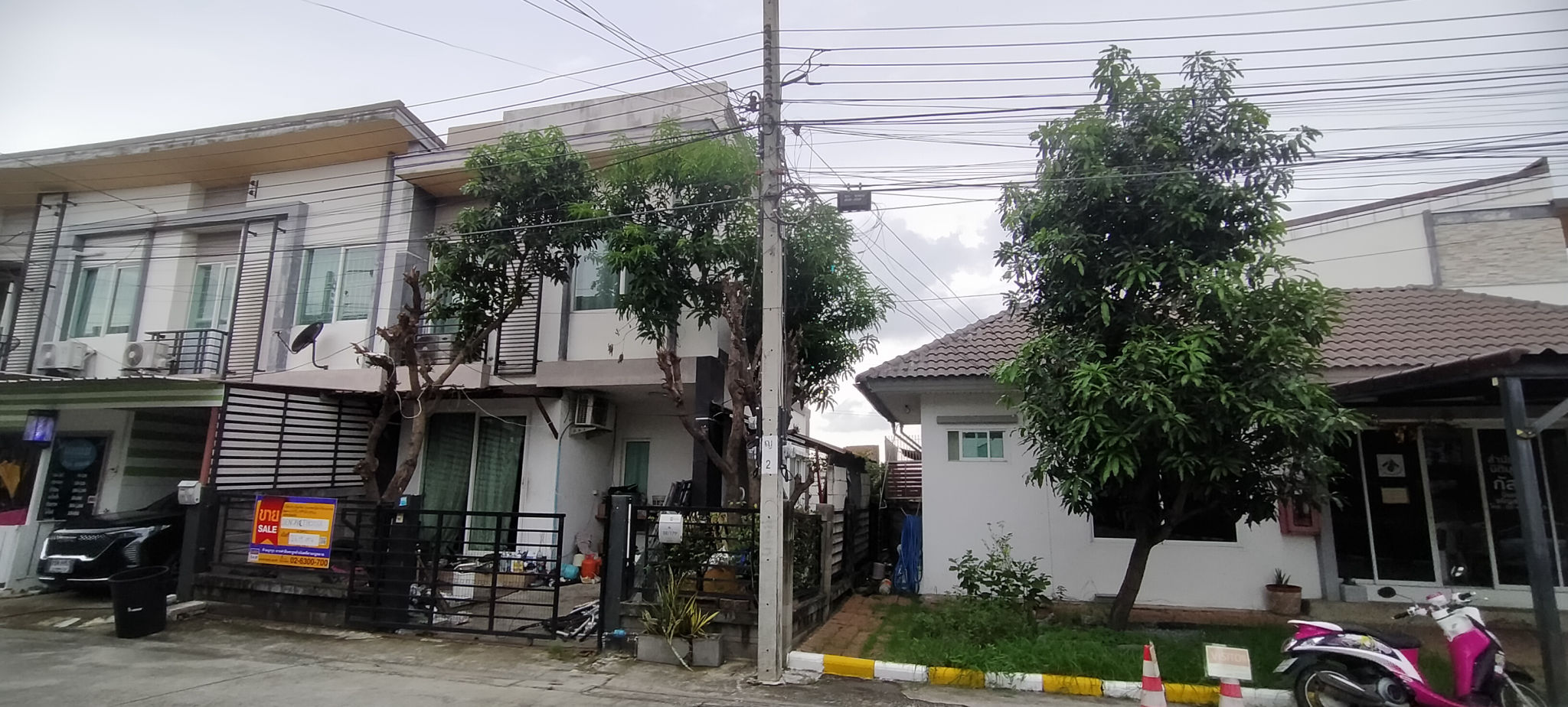 ทาวน์เฮาส์ วัดชลอ บางกรวย นนทบุรี