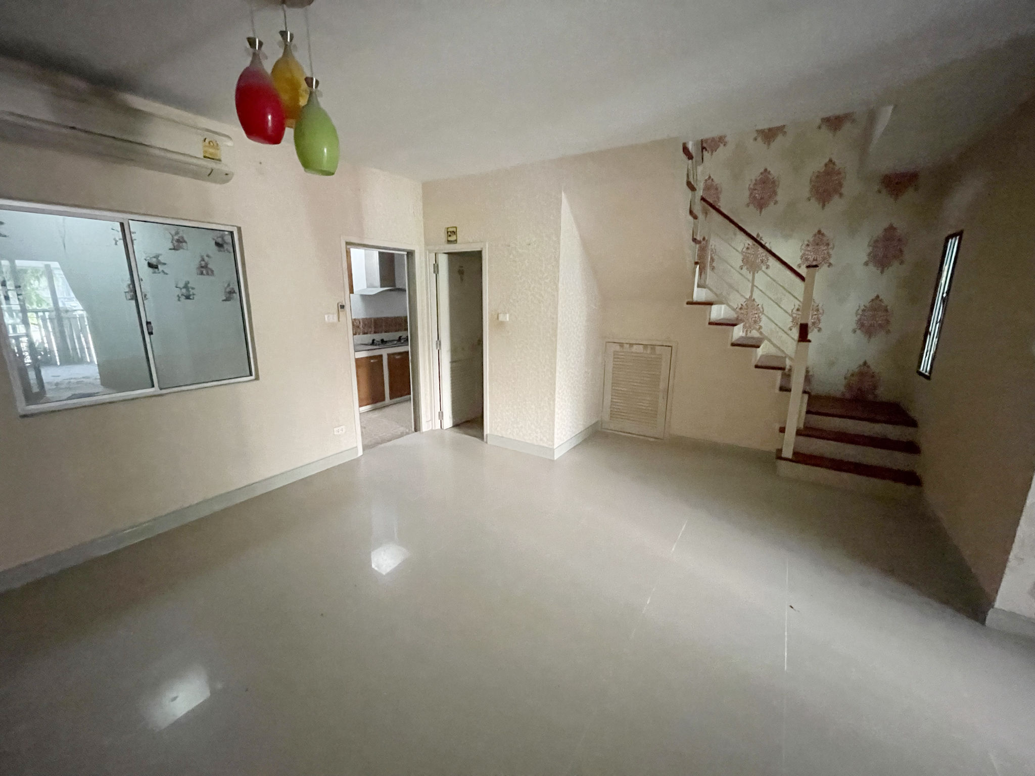 5e6d52f2-พฤษาวิลล์ หนามแดง - ศรีนครินทร์ ฉ.119272 เลขที่ 61-230 (8).jpg