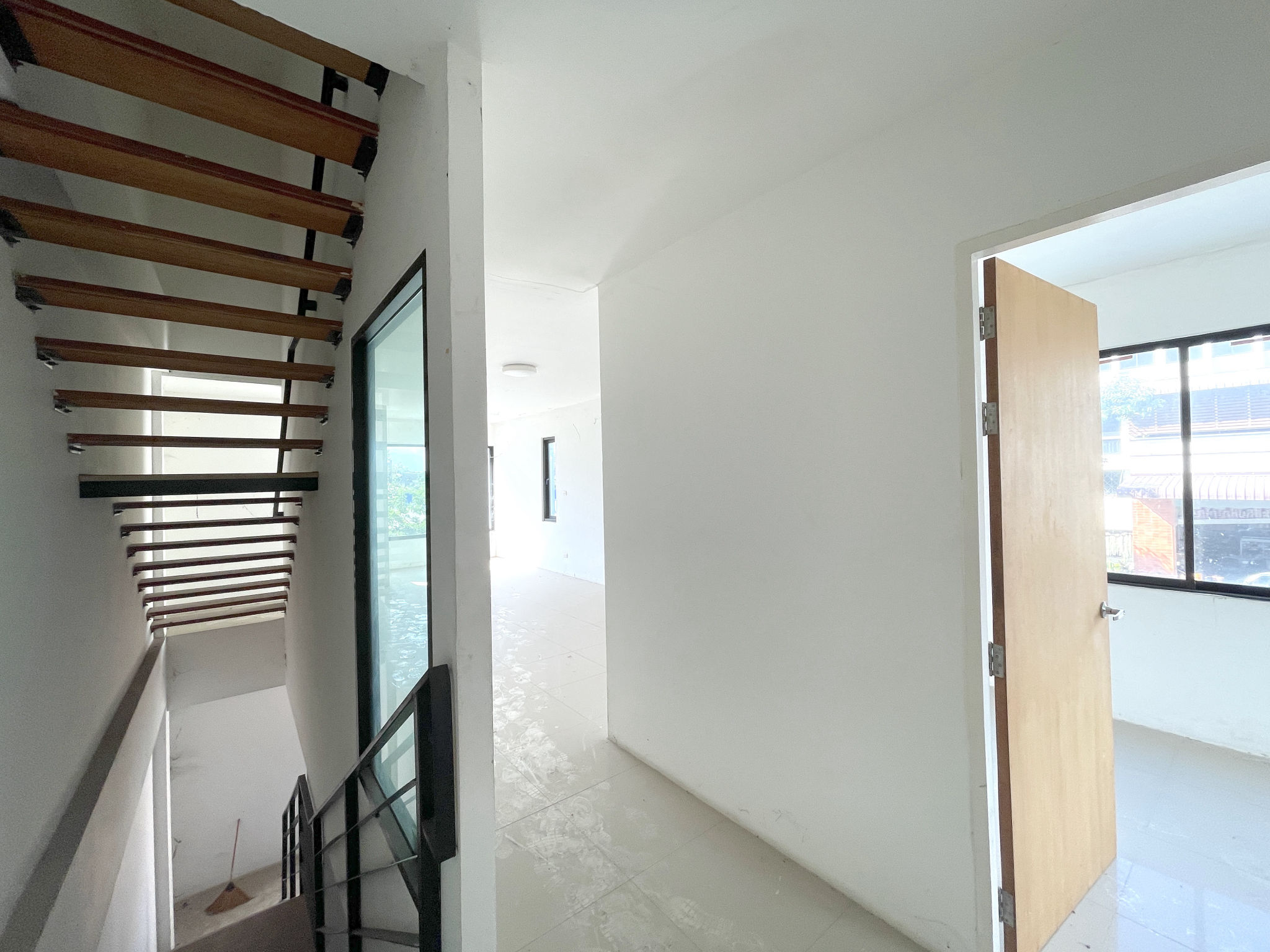 b445acd7-146217-1.jpg