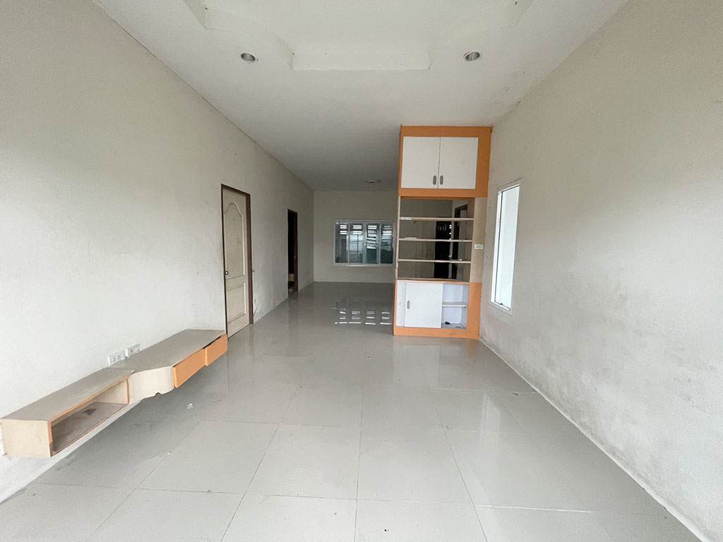 83d039da-137007-6.jpg