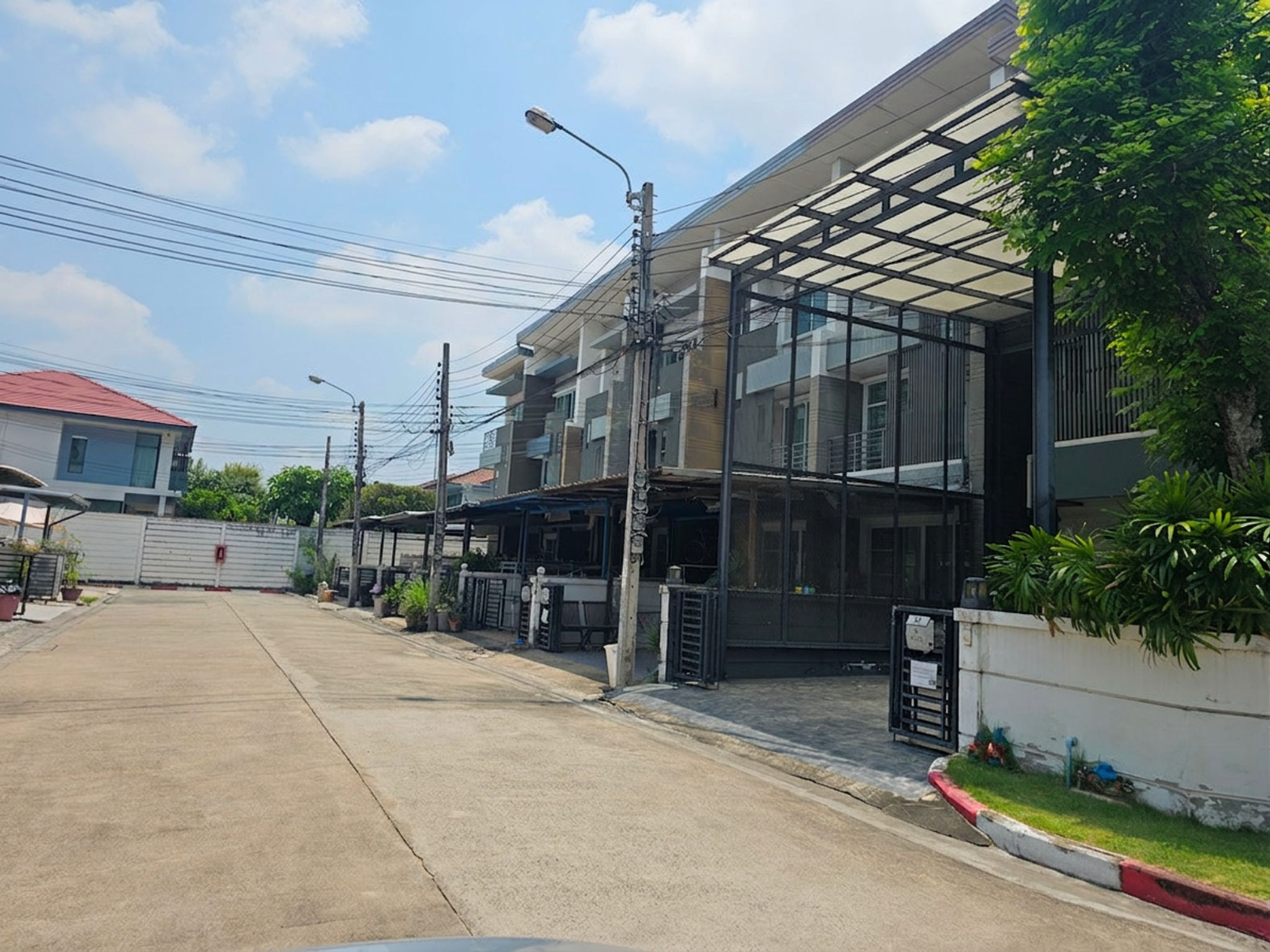 freepik_2838641575.png