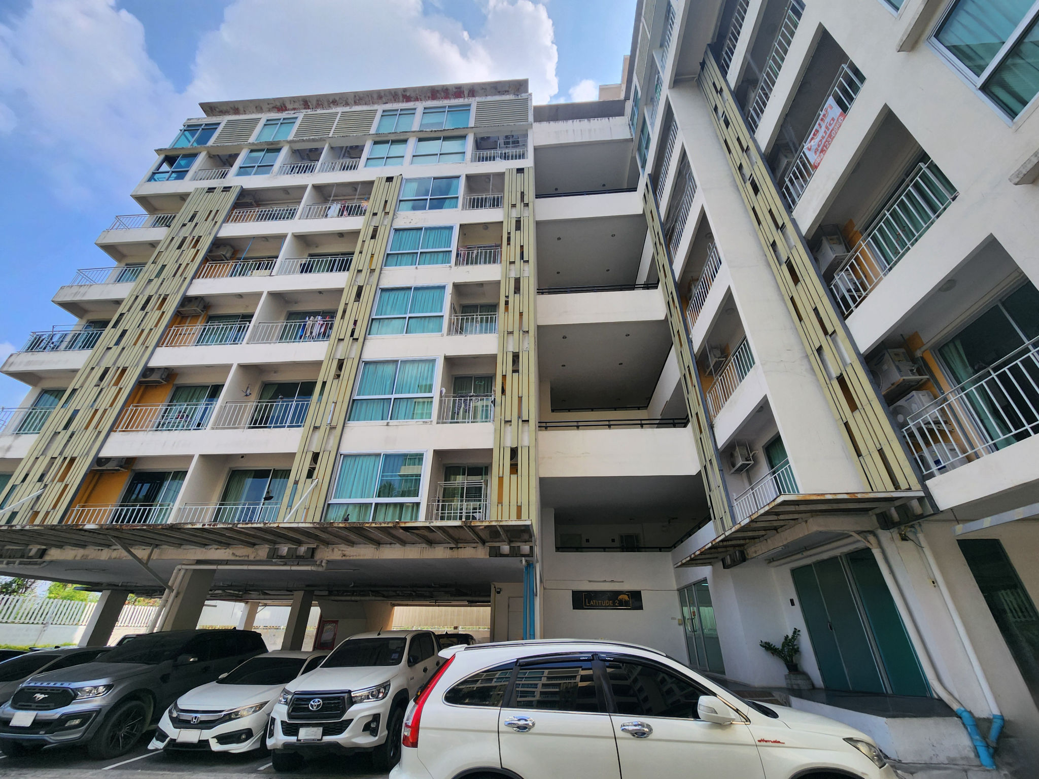ห้องชุด บางเสาธง บางเสาธง สมุทรปราการ