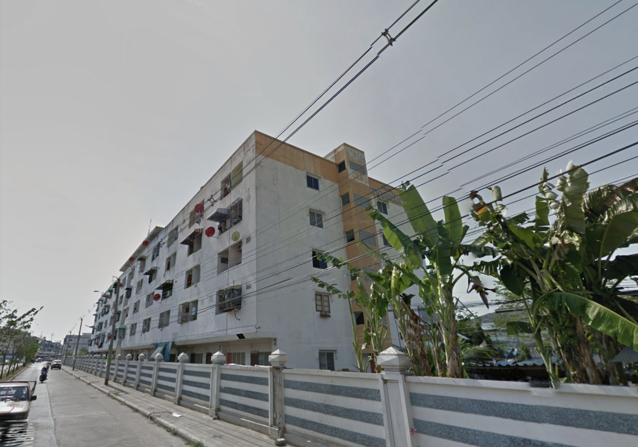 ภาพภายนอก หรรษาคอนโดวิลล์.png