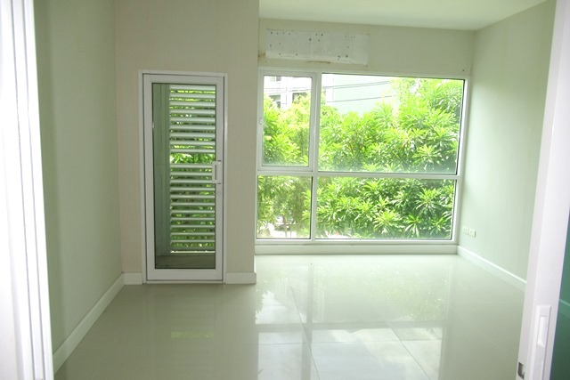 ห้องชุด บางหว้า ภาษีเจริญ กรุงเทพมหานคร