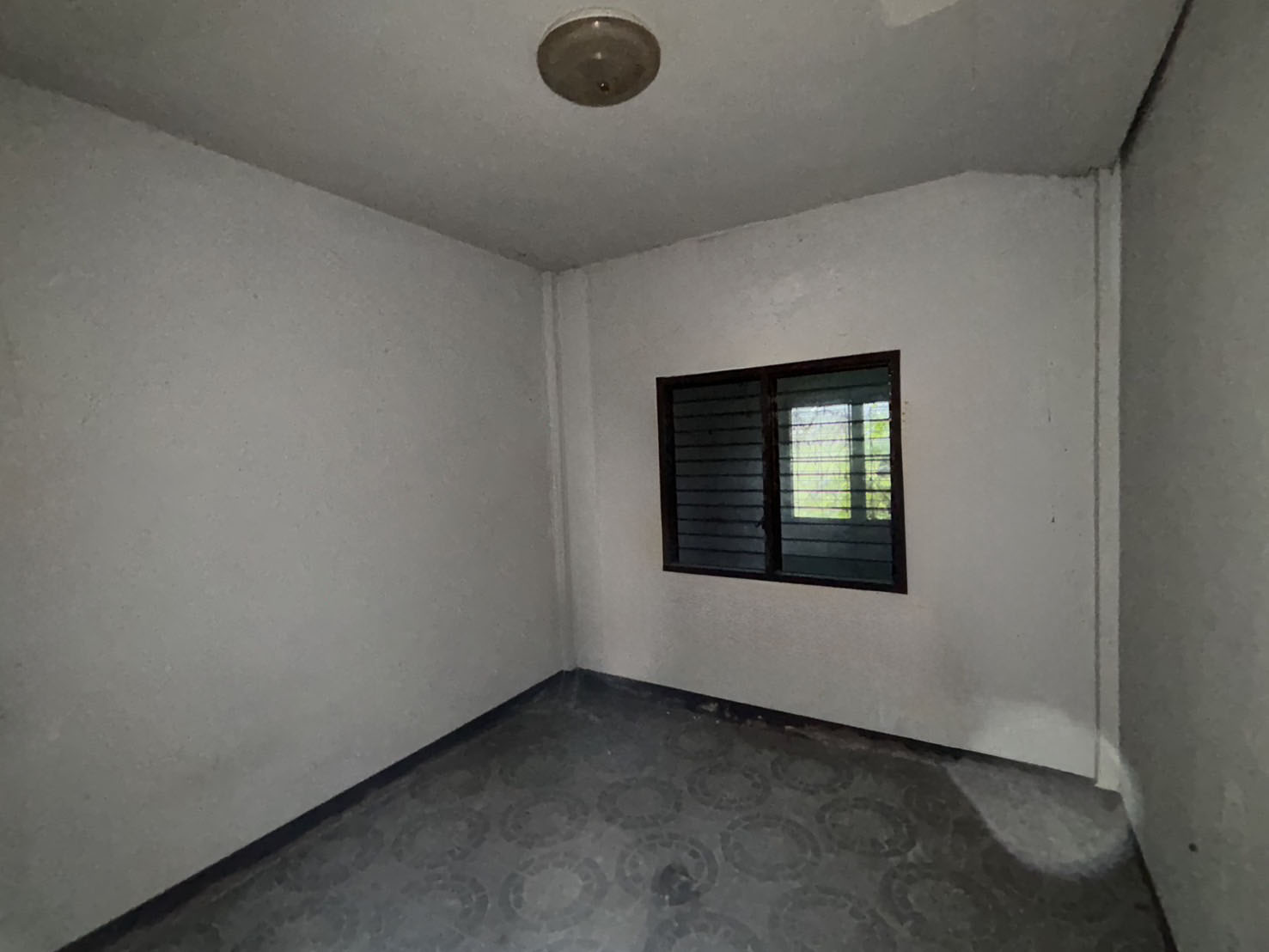 801bffe4-57166-5.jpg