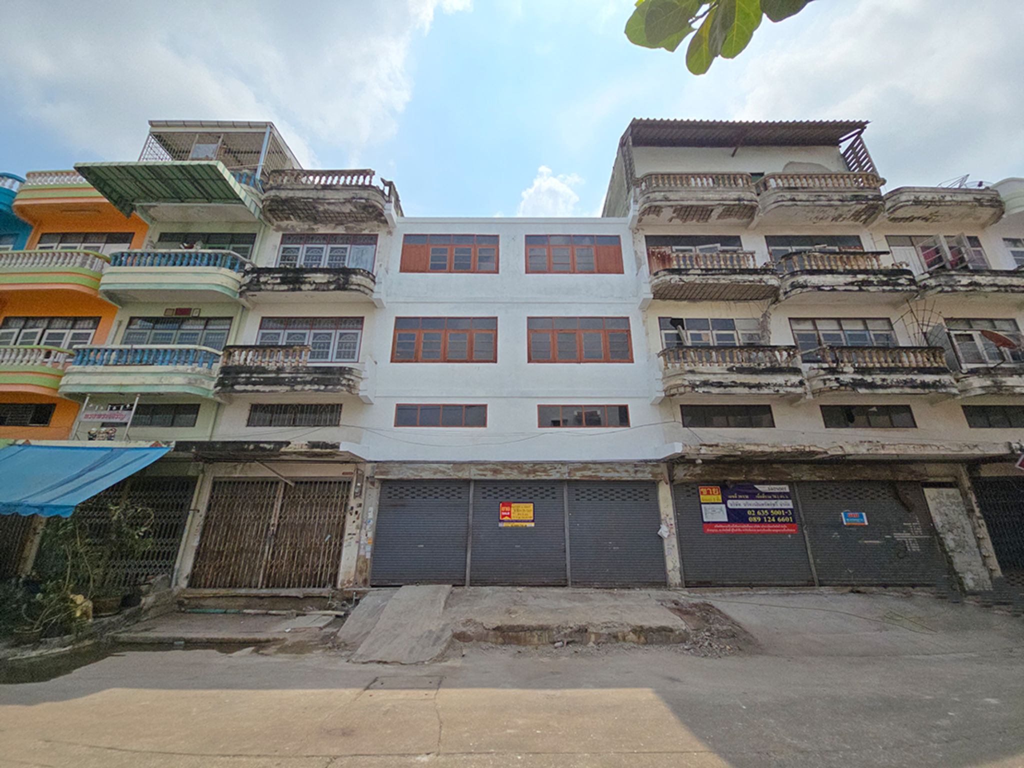 อาคารพาณิชย์ ซอยประชาอุทิศ 121 ราษฎร์บูรณะ