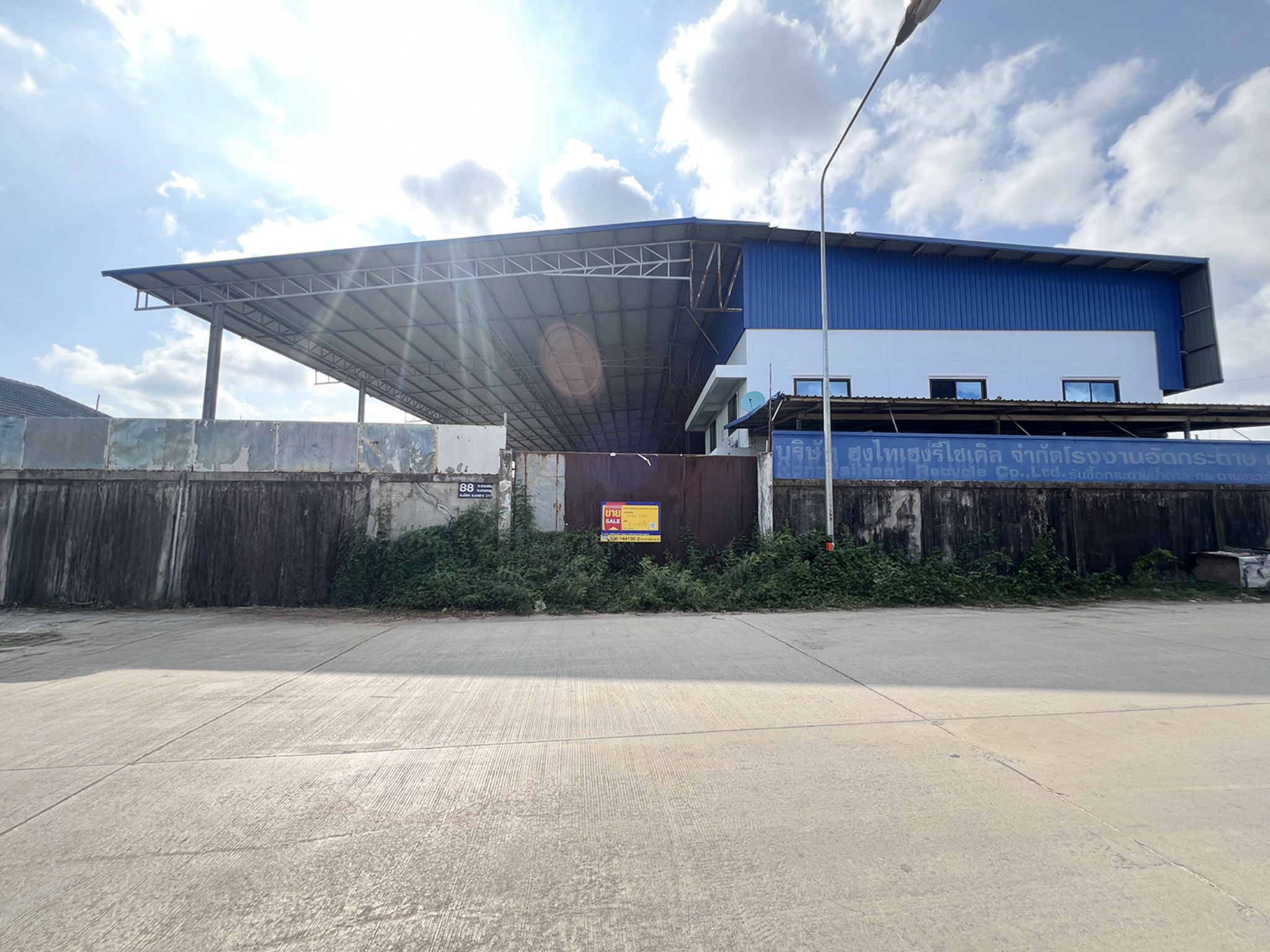 20c30052-51251-0.jpg