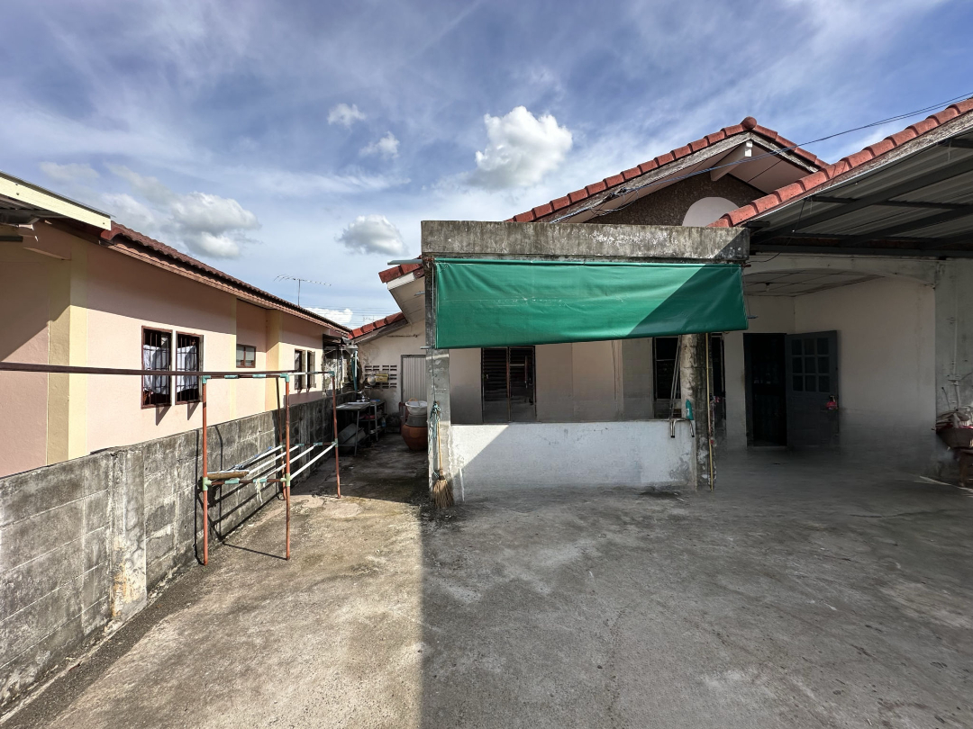 HCYPSH01360014.jpg