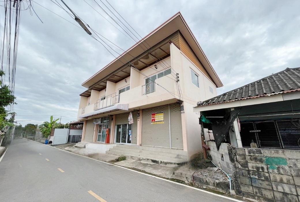 S__57974827_0.jpg