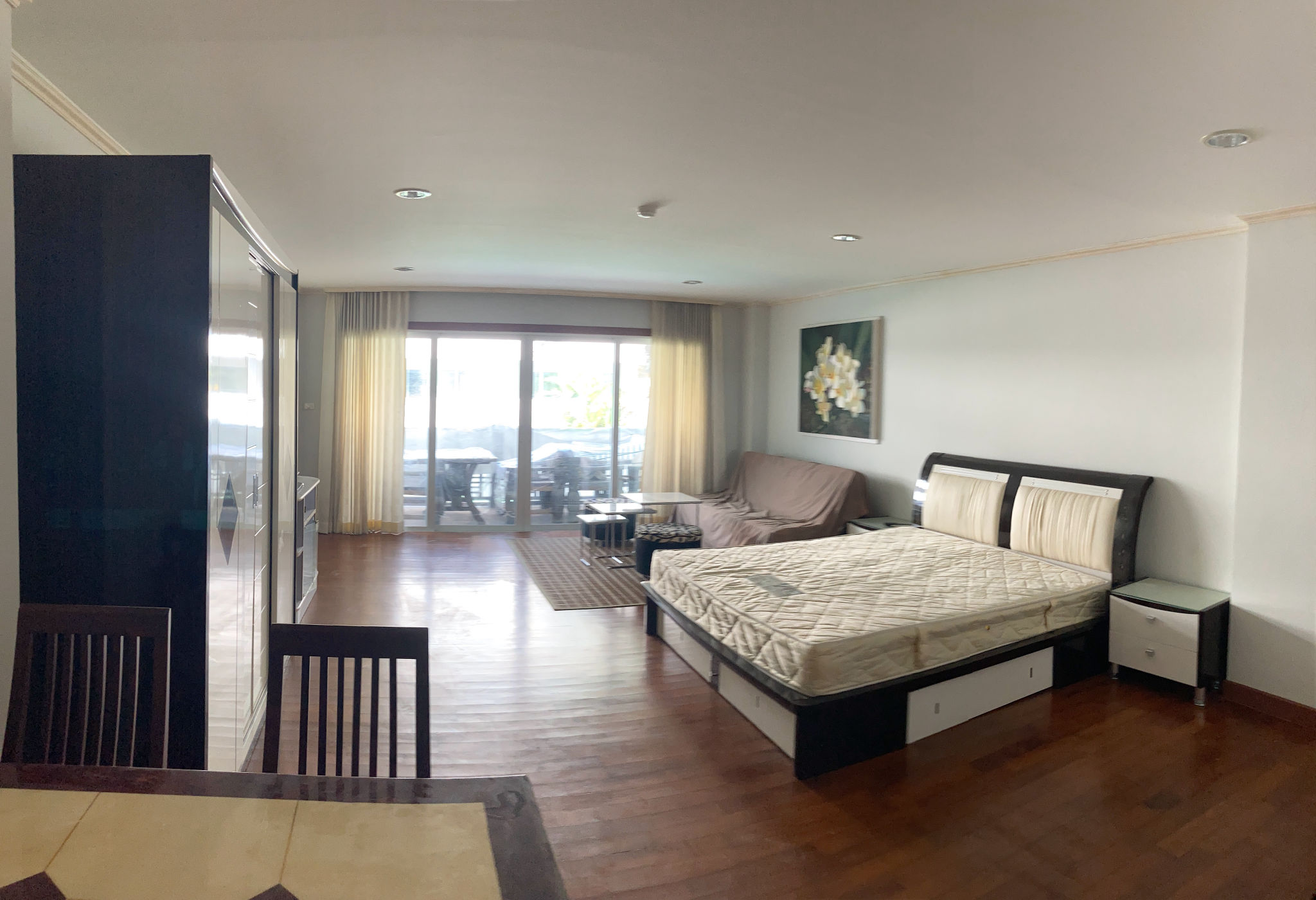 ec44b9e1-136051-4.jpg